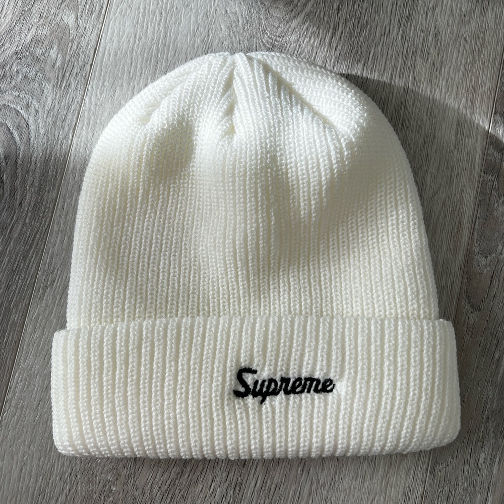 Supreme loose gauge beanie